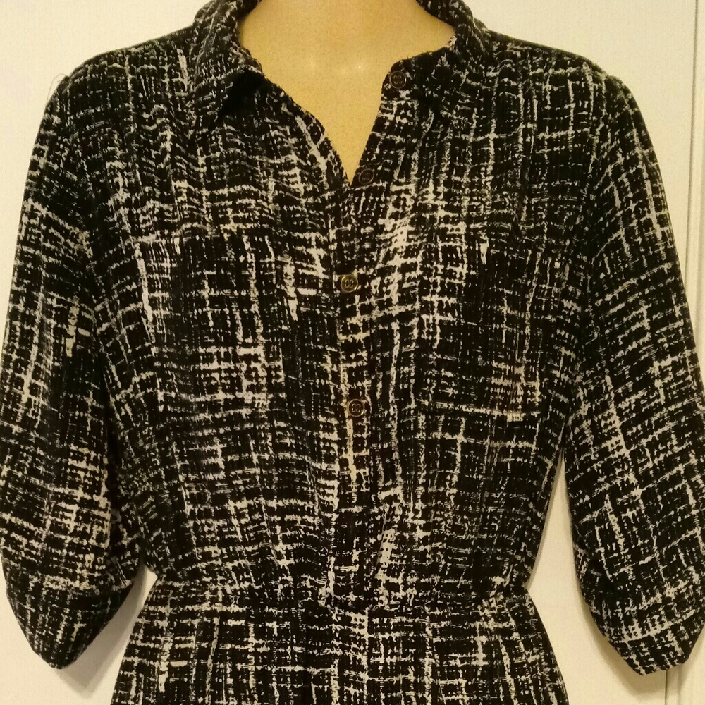 Black & White 100% Polyester Dress